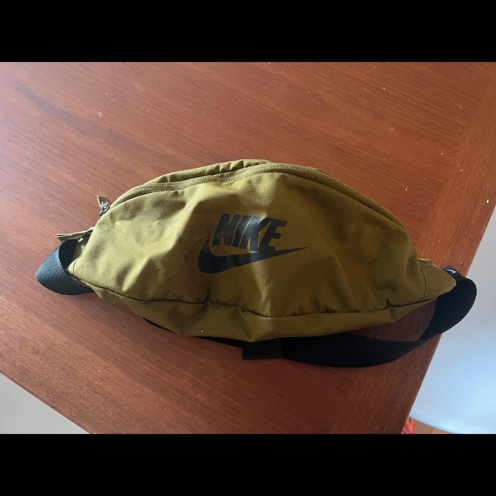 Nike fanny pack